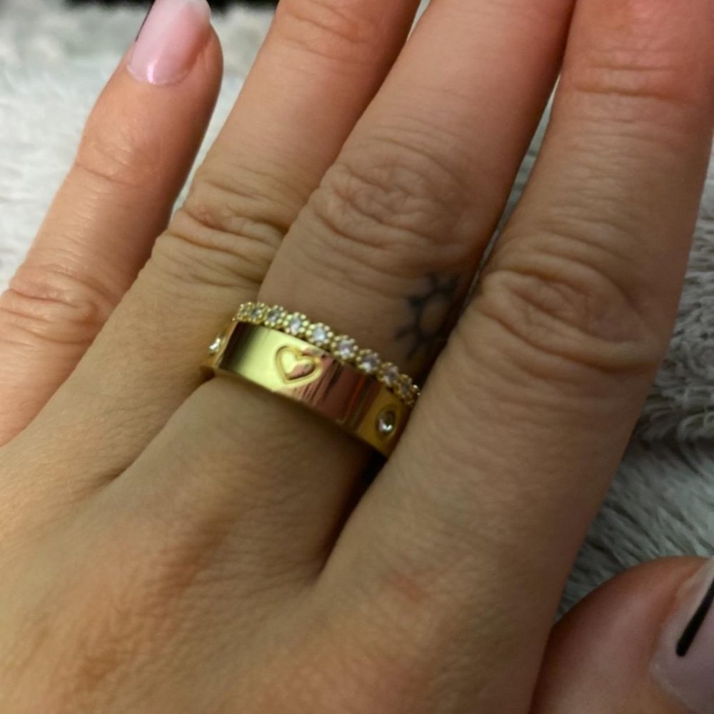 Neiman Marcus Love Friendship HEART 18K Gold  Plated Ring